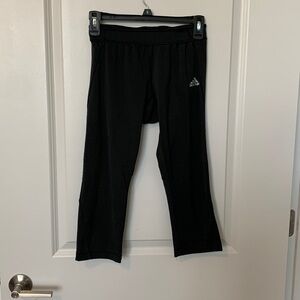 Adidas Womens M Black Fitted Capri Tights with Zipper Back Pocket